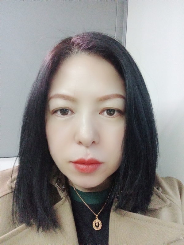 尘颜的第一张照片--南京相亲服务中心