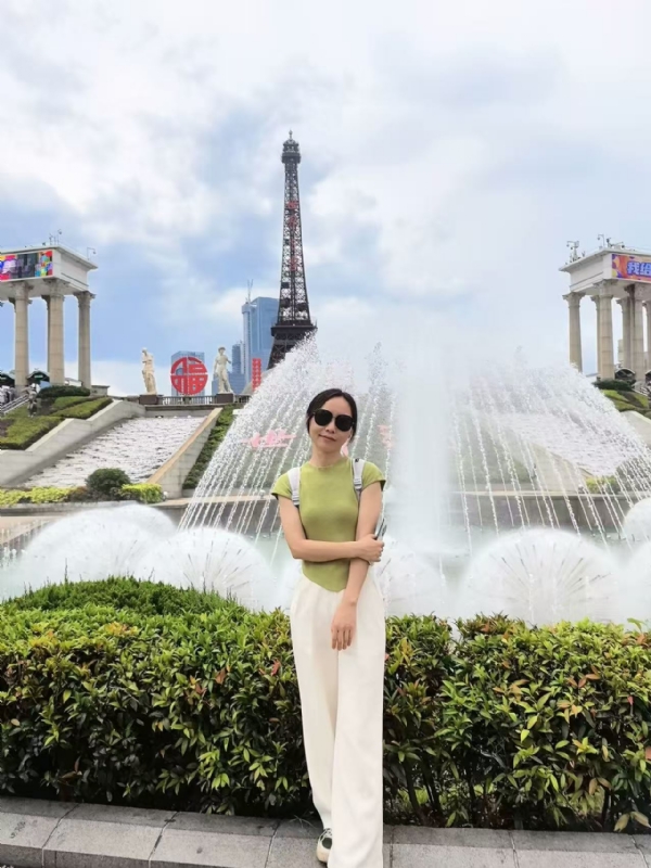 秋风落叶的第一张照片--南京相亲服务中心