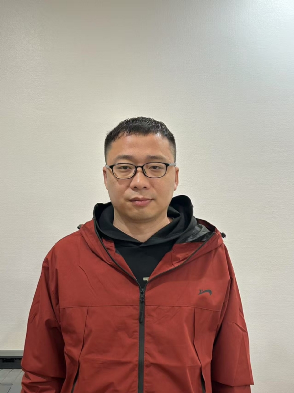 小石头的第一张照片--南京相亲服务中心