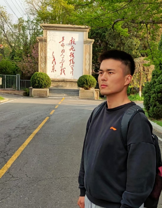 潮生的第二张照片--南京相亲服务中心