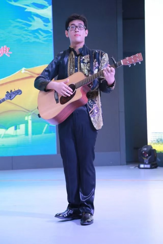 一叶知秋ZG的第一张照片--南京相亲服务中心