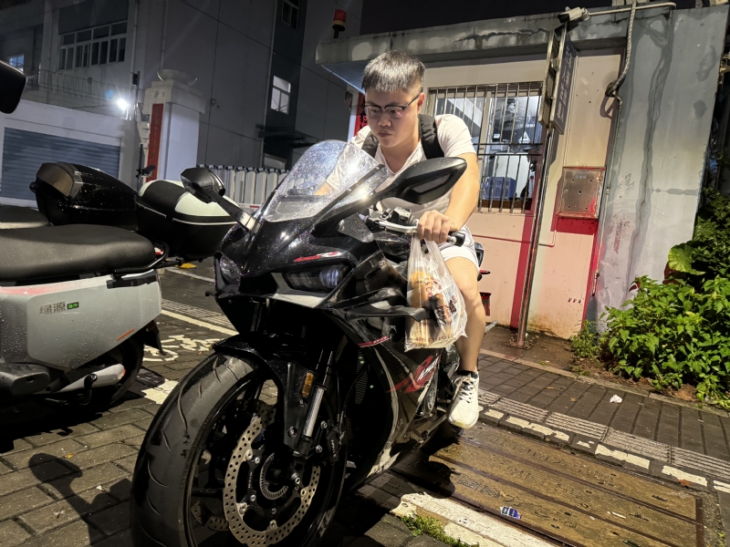 Uhiii的第一张照片--南京相亲服务中心