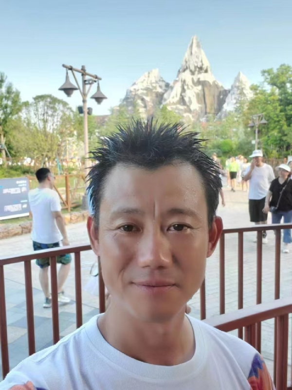 艾氏涂料博的第一张照片--南京相亲服务中心