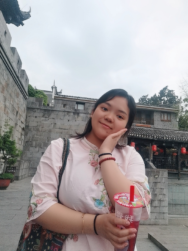 敏兮小沫的第二张照片--南京相亲服务中心