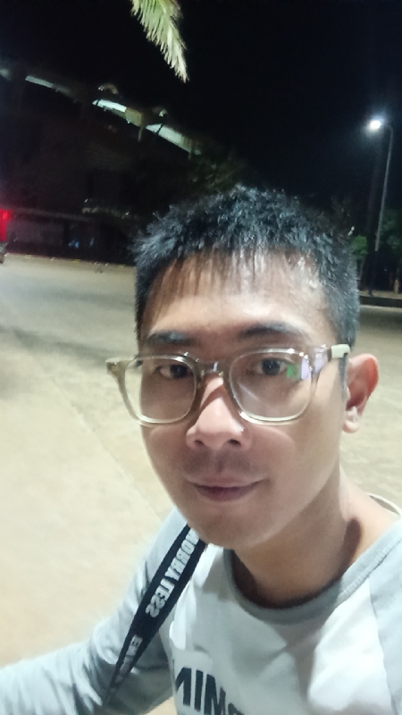 龙龙的第二张照片--南京相亲服务中心