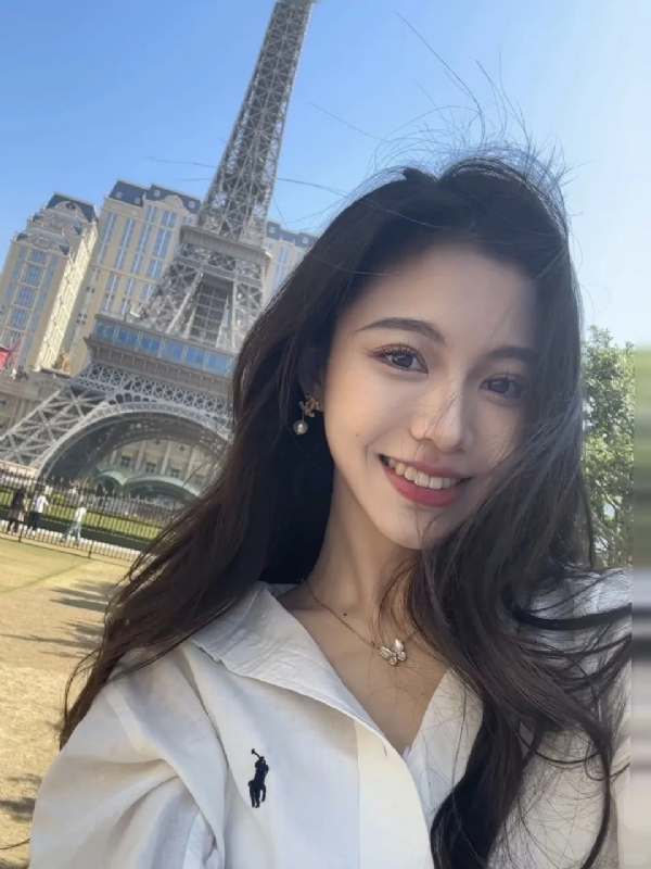 Anna的第一张照片--南京相亲服务中心