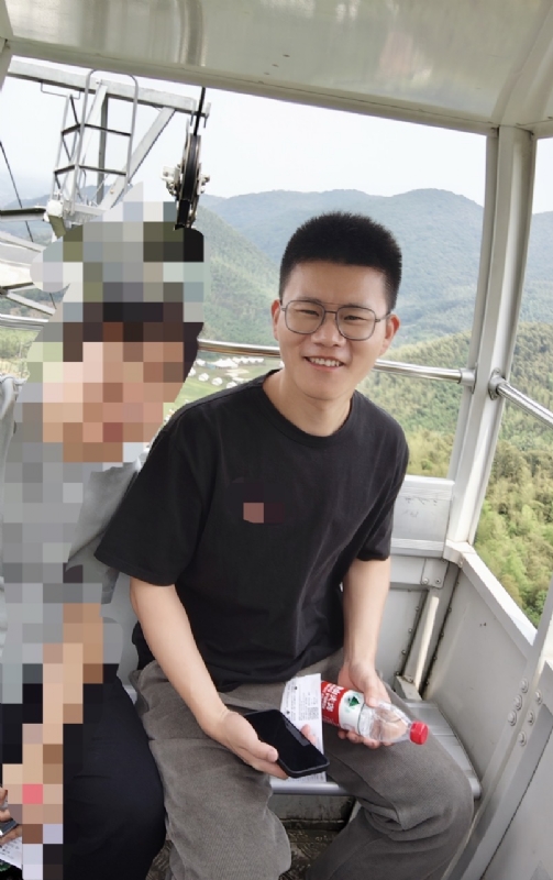 奔奔笨笨的第一张照片--南京相亲服务中心