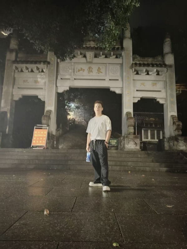 慕晨的第一张照片--南京相亲服务中心