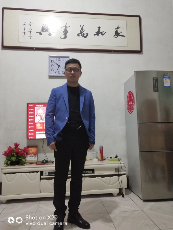 孤独的狼的第一张照片--南京相亲服务中心