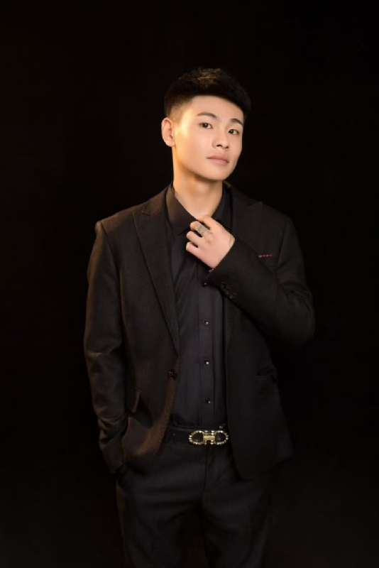 刘小船的第二张照片--南京相亲服务中心