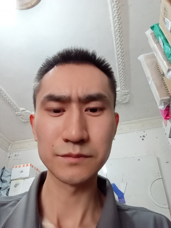 西门吹雪的第一张照片--南京相亲服务中心