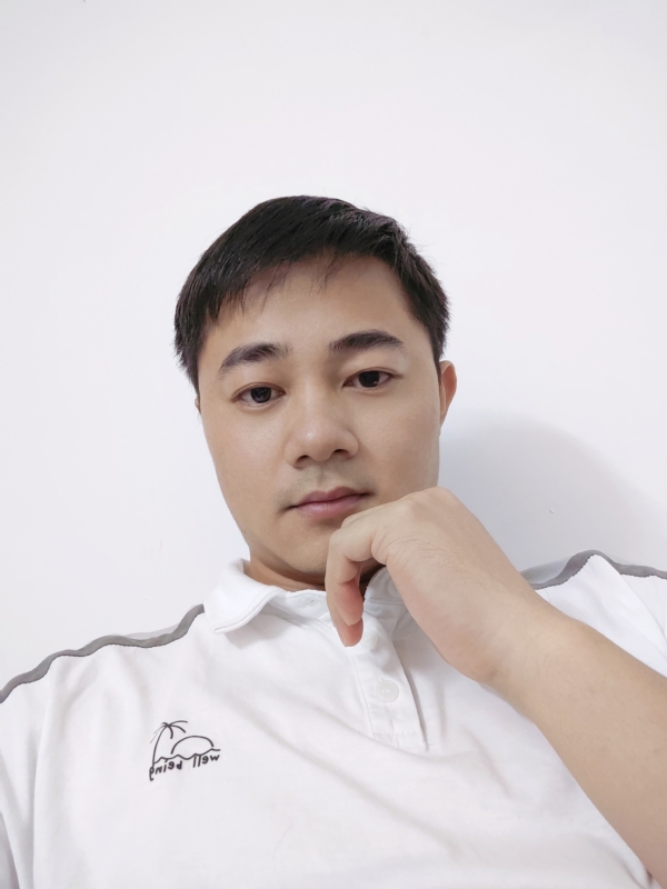 啊良的第一张照片--南京相亲服务中心