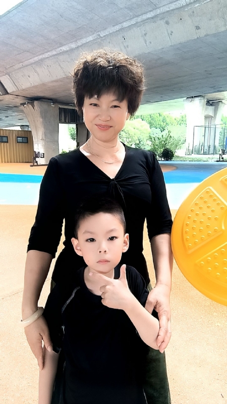 火凤凰的第一张照片--南京相亲服务中心