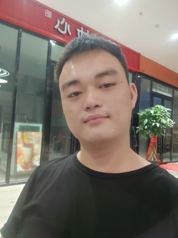 寻找另一半的第一张照片--南京相亲服务中心