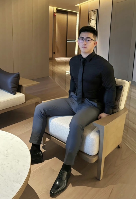 李寒外改英文可家的第一张照片--南京相亲服务中心