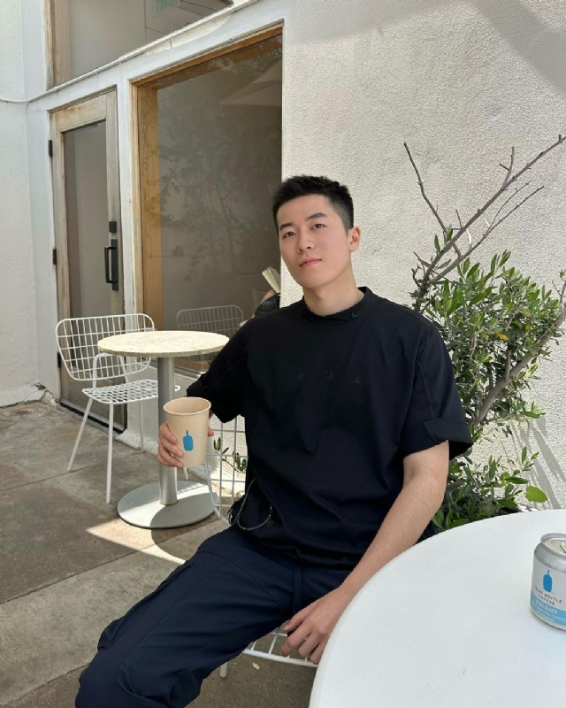 VV的第二张照片--南京相亲服务中心