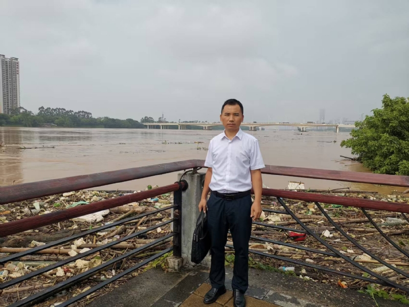 石泽根的第一张照片--南京相亲服务中心