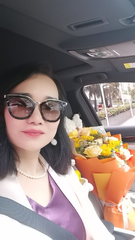 Apple的第一张照片--南京相亲服务中心