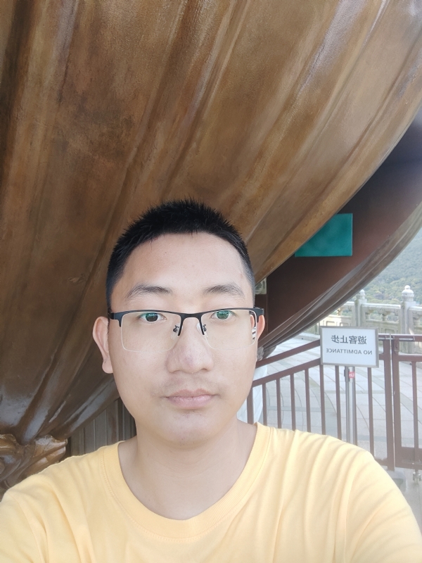 老实人的第一张照片--南京相亲服务中心