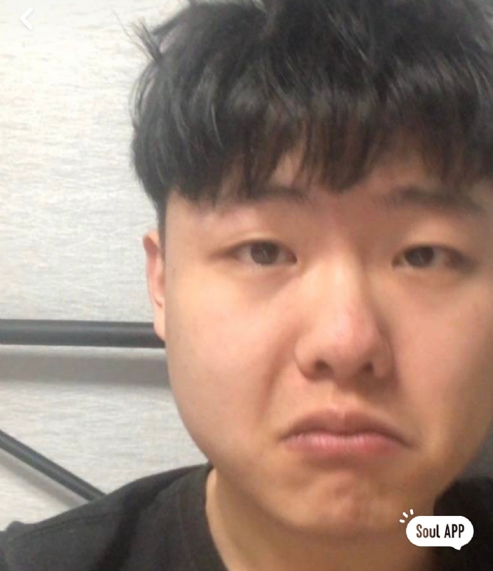 方方正正的第一张照片--南京相亲服务中心