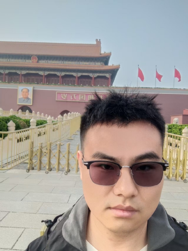 喧嚣的风的第一张照片--南京相亲服务中心