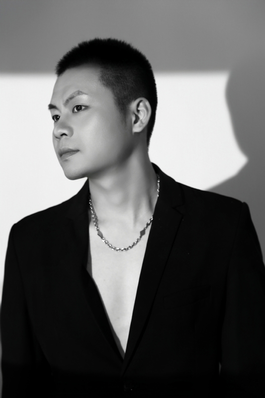 胡杰的第二张照片--南京相亲服务中心