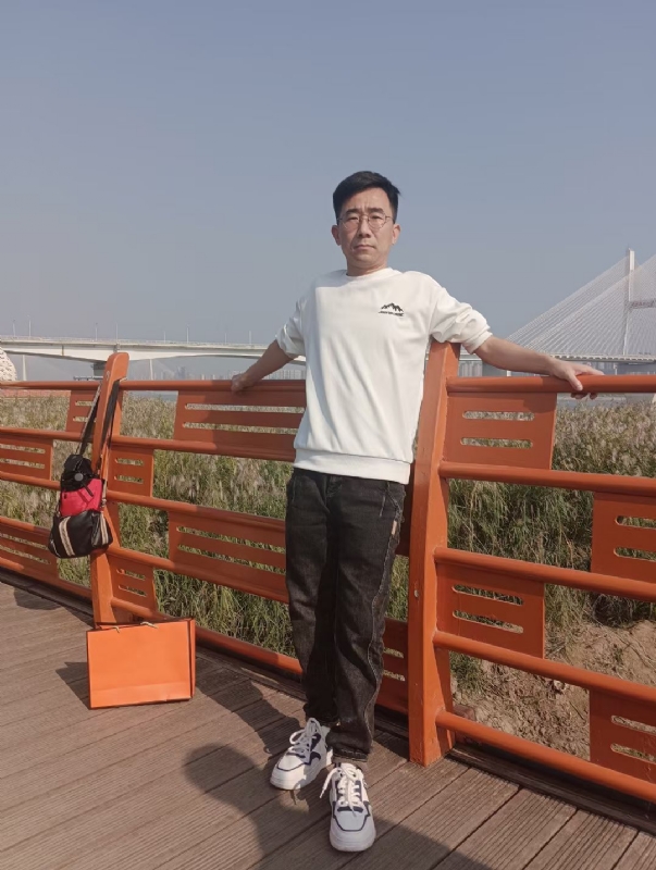 黑白的第一张照片--南京相亲服务中心