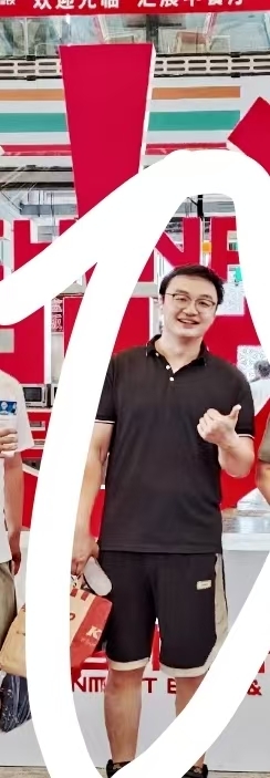 爱吃肉的第一张照片--南京相亲服务中心