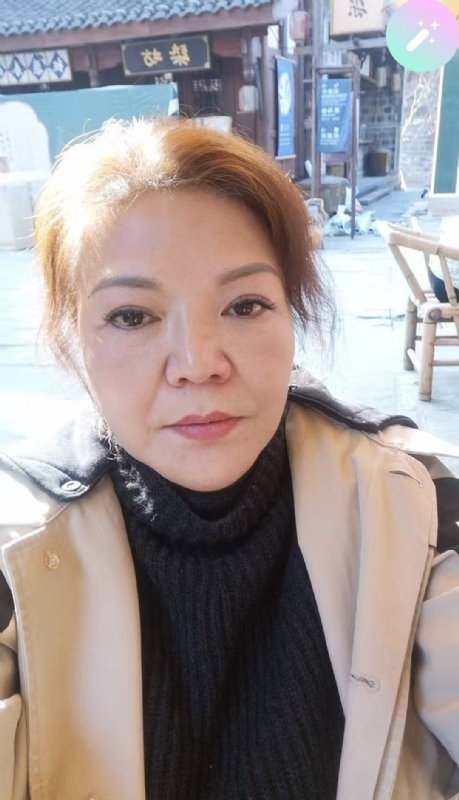 宛霞的第二张照片--南京相亲服务中心