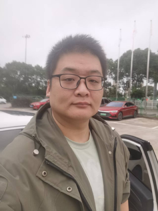 Russell的第一张照片--南京相亲服务中心