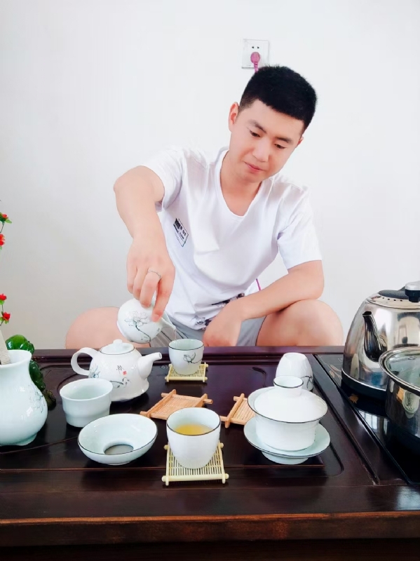 日月的第二张照片--南京相亲服务中心