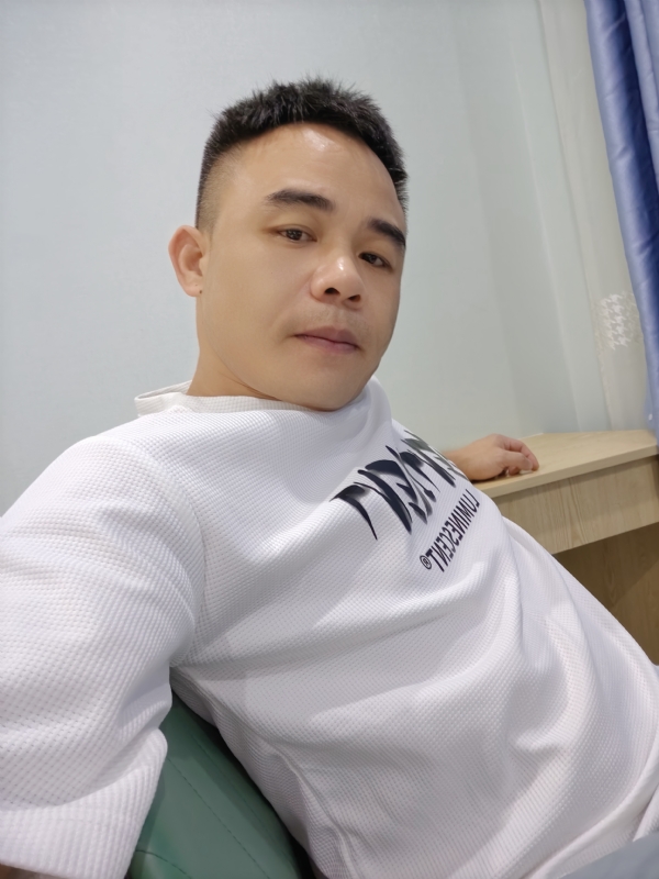 下一站的我的第二张照片--南京相亲服务中心