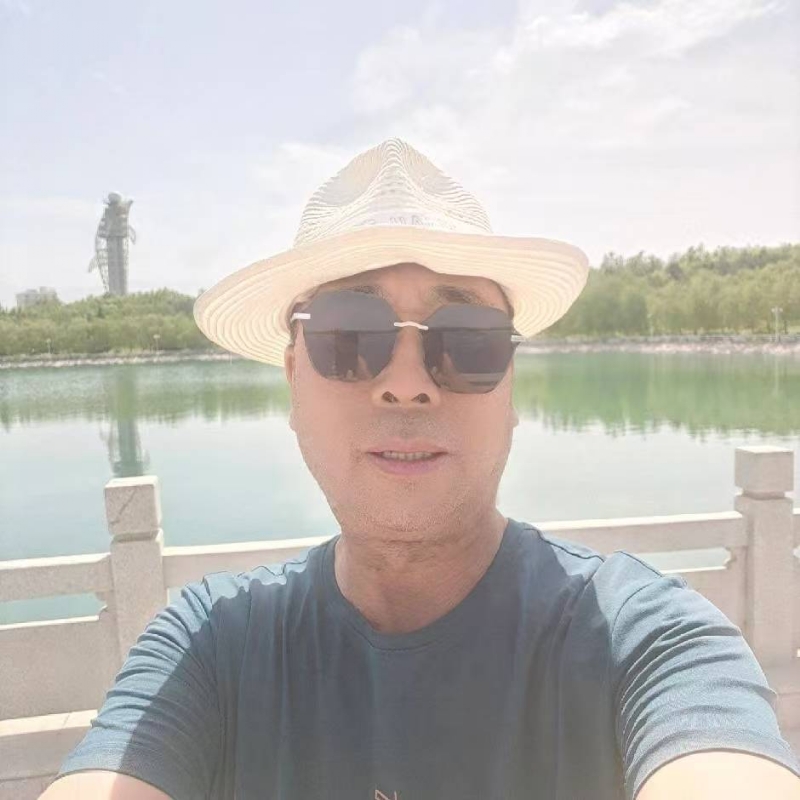 有钱人的第二张照片--南京相亲服务中心