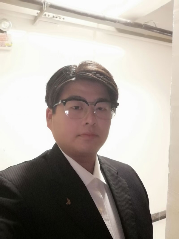 孤独一人的第一张照片--南京相亲服务中心