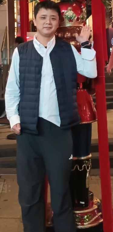 龙的陪伴的第一张照片--南京相亲服务中心