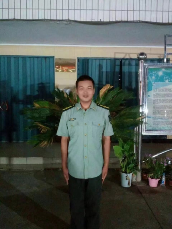 程程的第一张照片--南京相亲服务中心