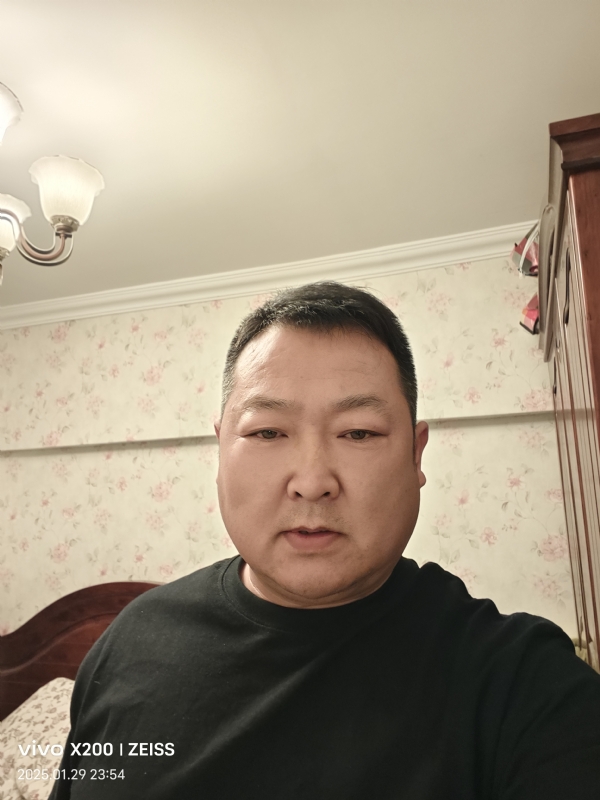 峰哥的第一张照片--南京相亲服务中心