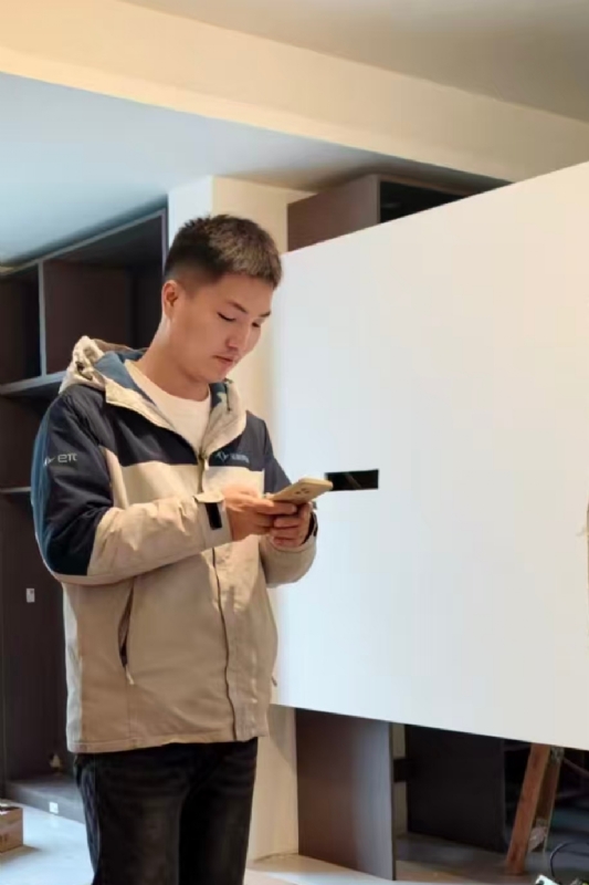 熊展的第一张照片--南京相亲服务中心