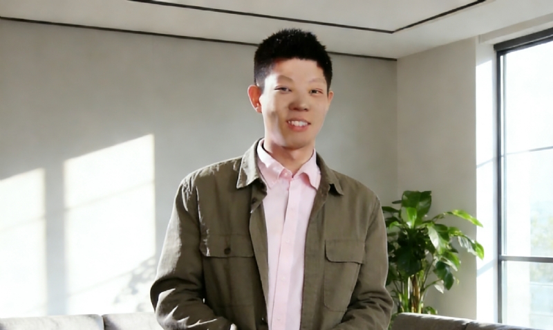 卺卺的第一张照片--南京相亲服务中心