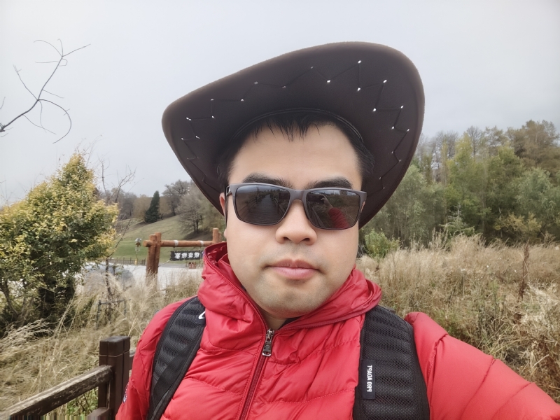 欢乐的笑的第一张照片--南京相亲服务中心