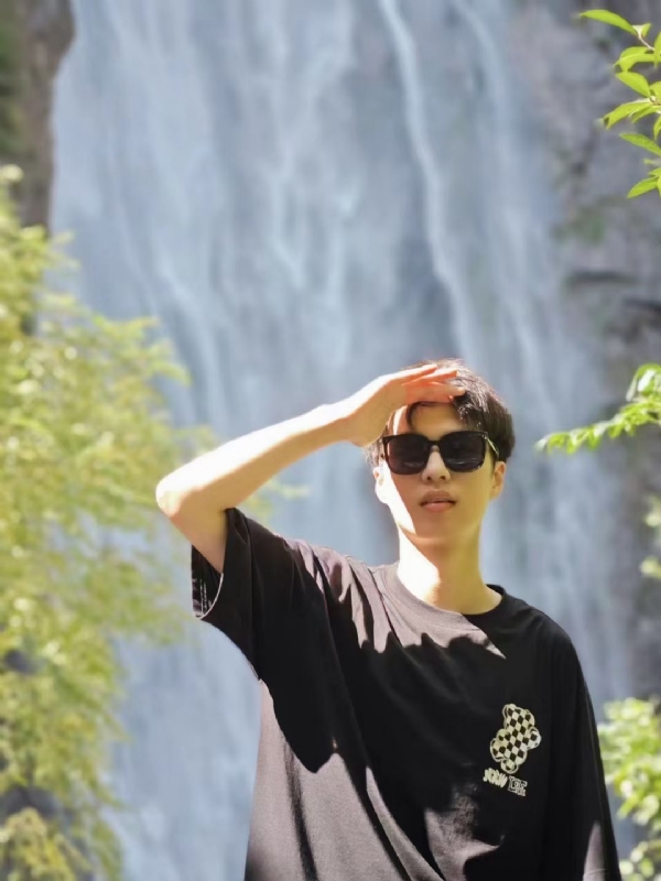 大橙子的第一张照片--南京相亲服务中心