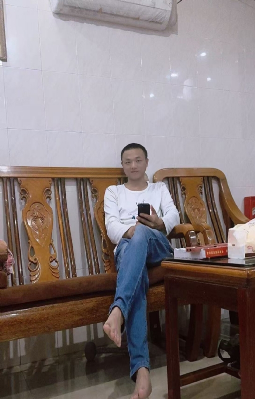 知年的第三张照片--南京相亲服务中心